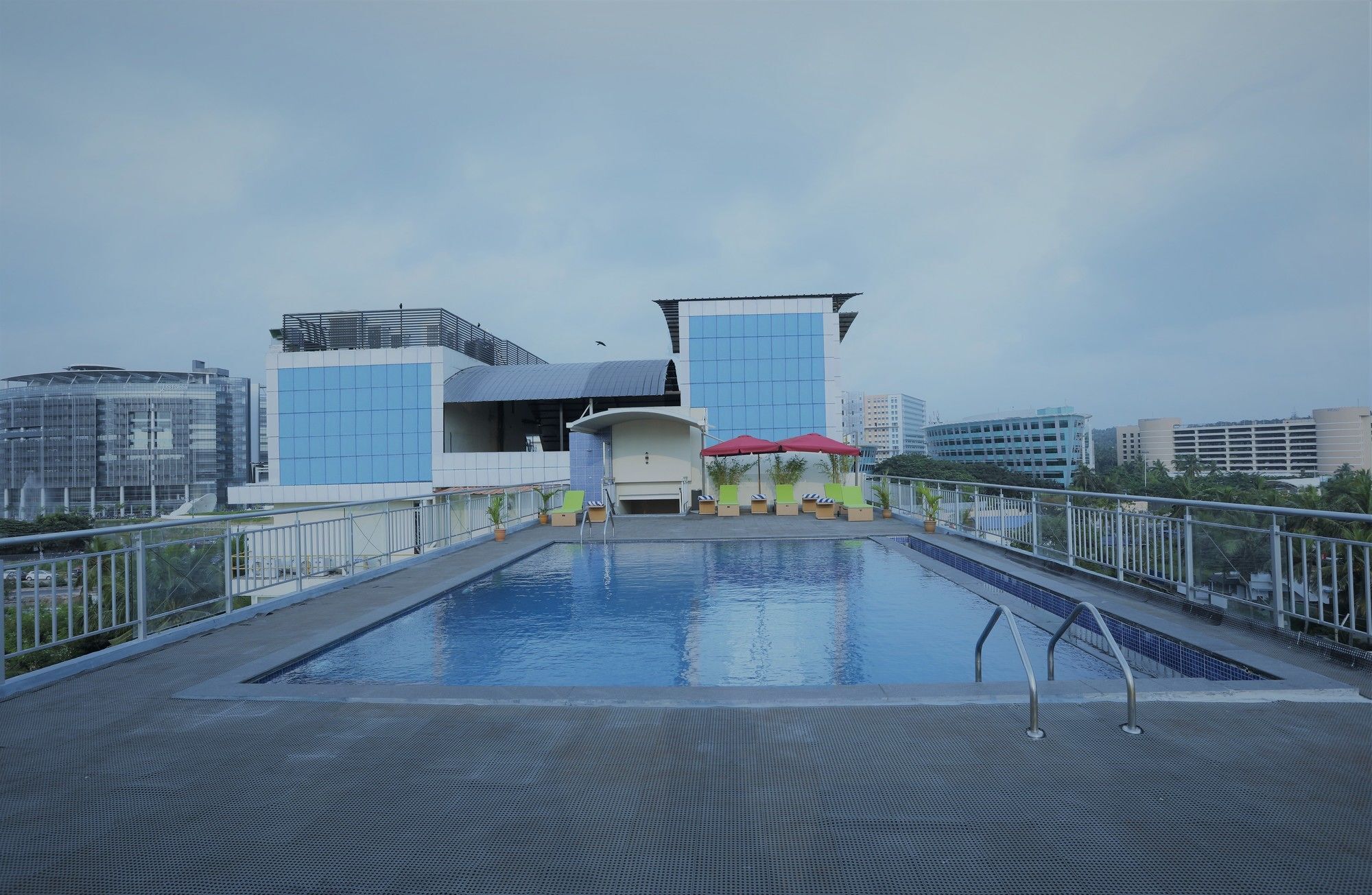 Flamingo Inn Hotel Trivandrum Thiruvananthapuram Exterior foto